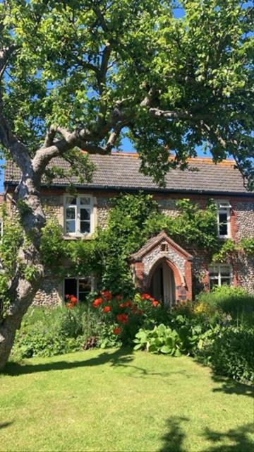 Stone Cottage Thornage Exterior photo